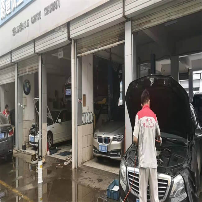 濟(jì)南沃爾沃汽車維修哪家好：汽車電瓶虧電怎么辦？